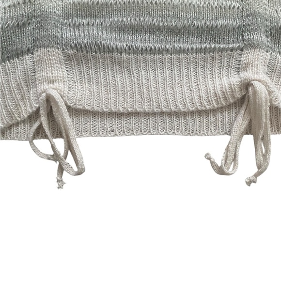 Women's Multicolor Sweater - Picture 6 of 8